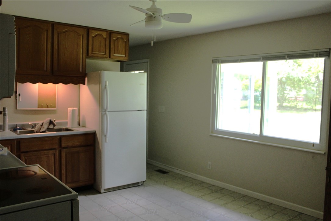 3215 Nantucket Street Springfield, OH 45503 - Photo 8 of 32