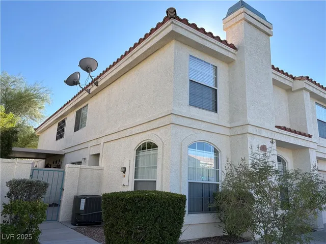$1,750 | 7931 Trea Avenue, Las Vegas, NV 89147