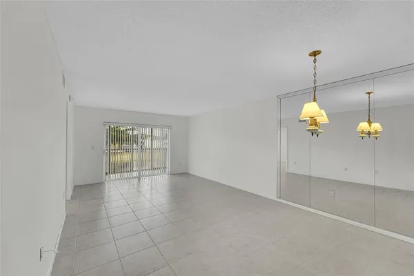 $159,000 | 9537 Weldon Circle, Unit 202, Fort Lauderdale, FL 33321