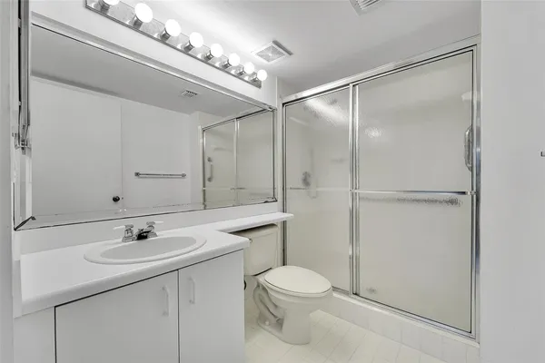 $159,000 | 9537 Weldon Circle, Unit 202, Fort Lauderdale, FL 33321