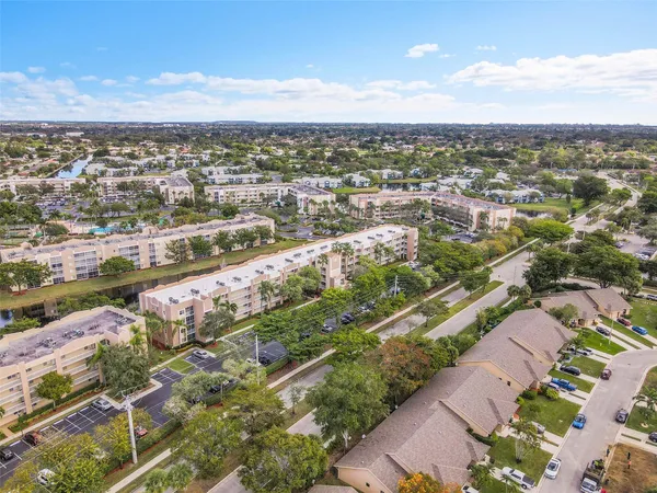 $159,000 | 9537 Weldon Circle, Unit 202, Fort Lauderdale, FL 33321