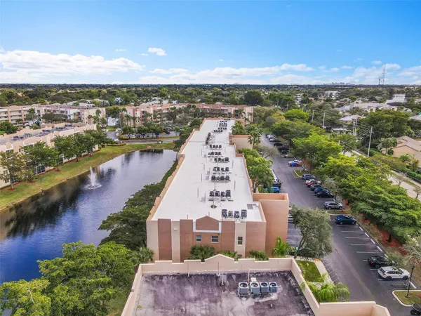 $159,000 | 9537 Weldon Circle, Unit 202, Fort Lauderdale, FL 33321