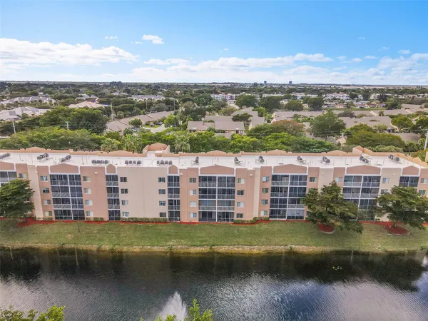 $159,000 | 9537 Weldon Circle, Unit 202, Fort Lauderdale, FL 33321
