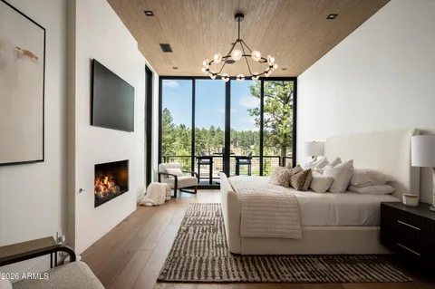 $7,295,000 | 2911 South Solitaires Canyon Drive, Flagstaff, AZ 86005