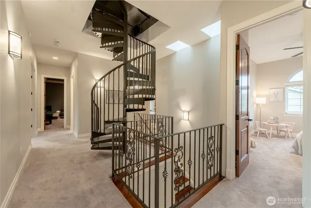 $2,195,000 | 19837 47th Avenue Northeast, Lake Forest Park, WA 98155