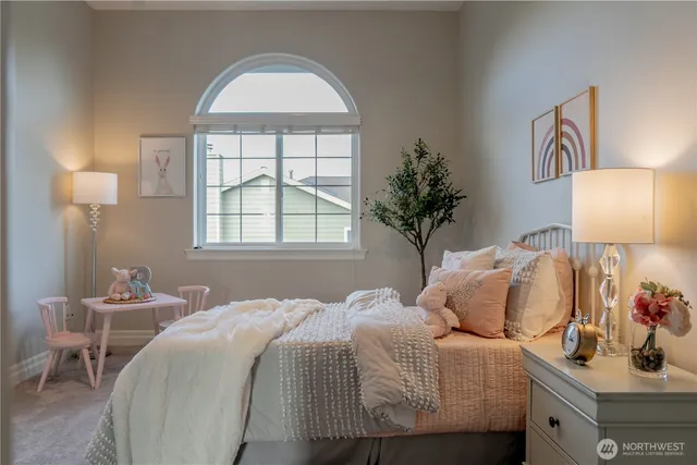 $2,195,000 | 19837 47th Avenue Northeast, Lake Forest Park, WA 98155