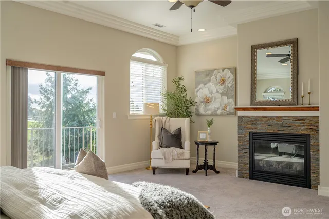 $2,195,000 | 19837 47th Avenue Northeast, Lake Forest Park, WA 98155