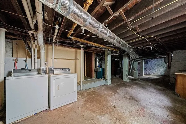 $3,300 | 29 Lincoln Street, Unit 2, Malden, MA 02148