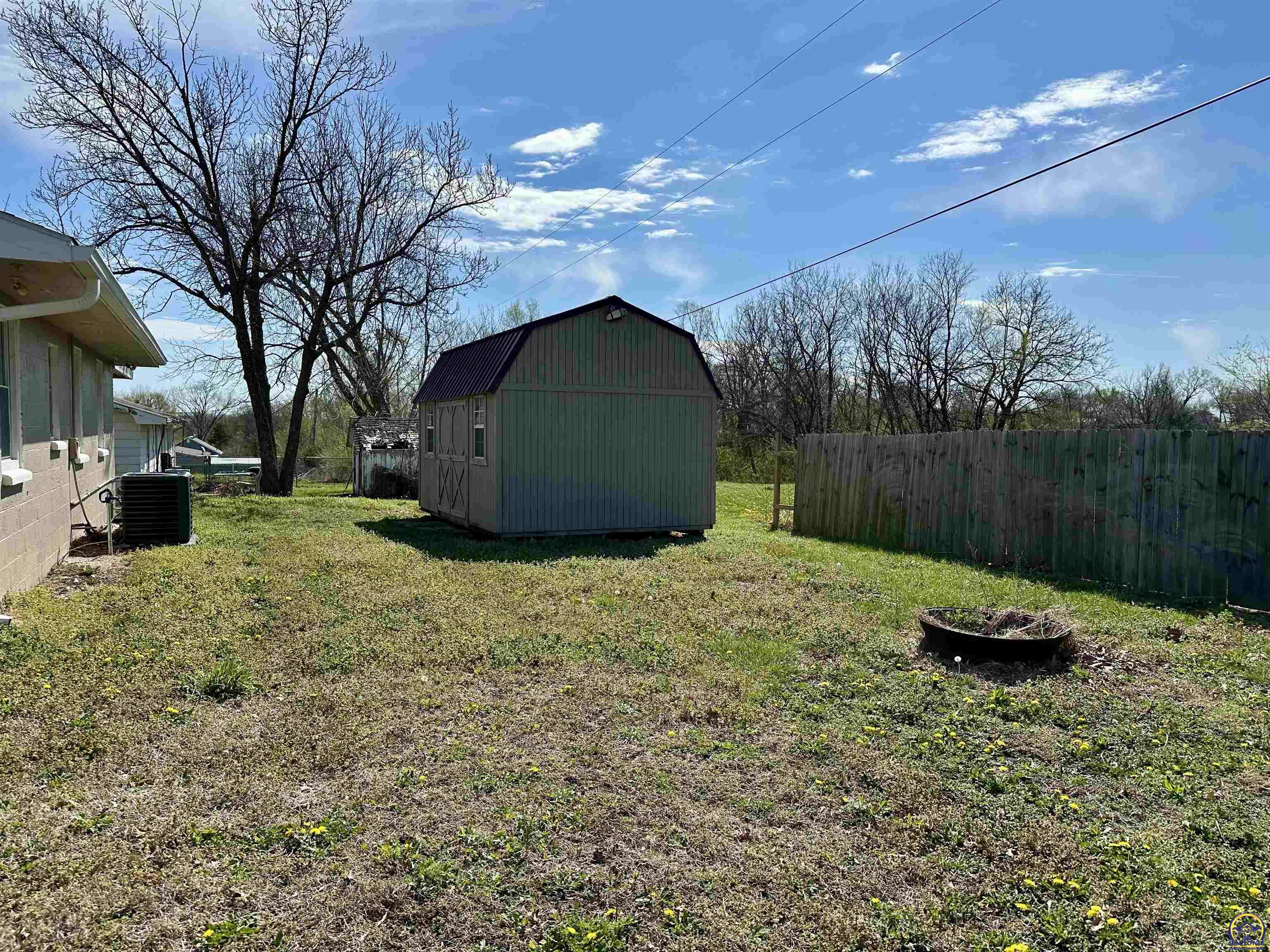 608 Ratz Street Valley Falls, KS 66088 - Photo 13 of 17