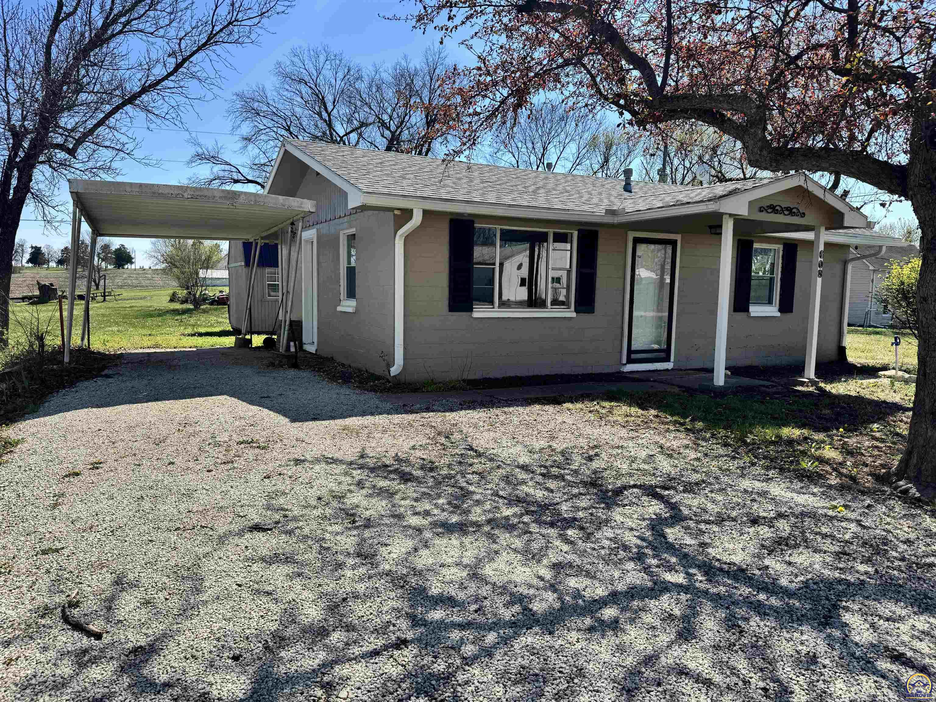 608 Ratz Street Valley Falls, KS 66088 - Photo 16 of 17