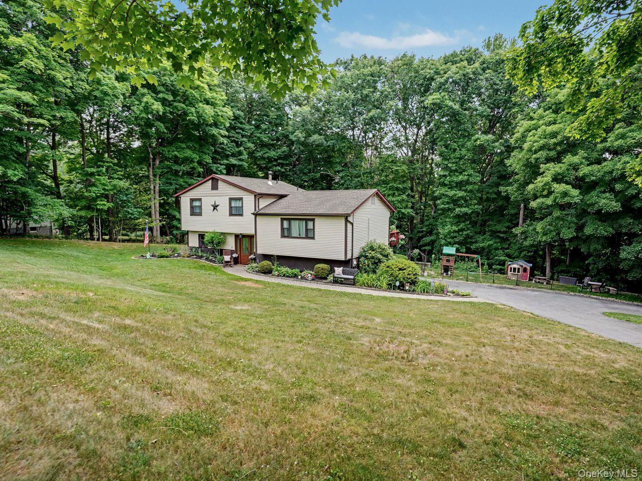 47 Martin Road Hopewell Junction, NY 12533 - Photo 32 of 37