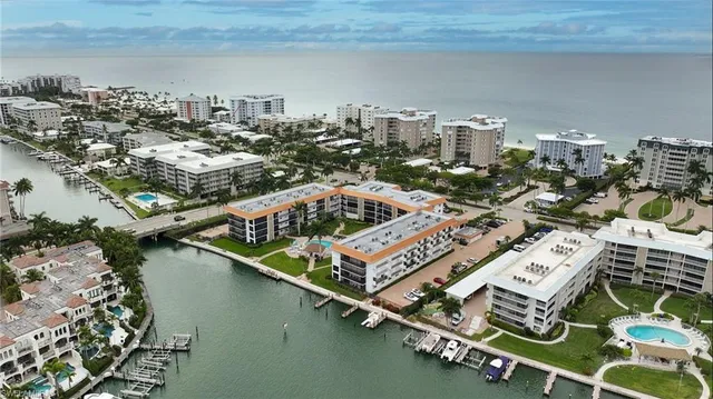 $729,000 | 2900 Gulf Shore Boulevard North, Unit 312, Naples, FL 34103