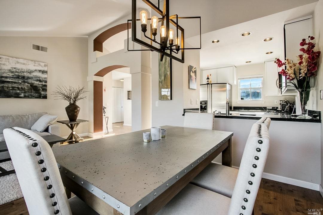 33 Mariners Circle San Rafael, CA 94903 - Photo 1 of 1 Gallery Image 1