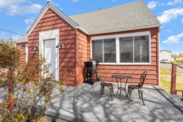 $365,000 | 2114 Kuehnle Avenue, Venice Park, NJ 08401