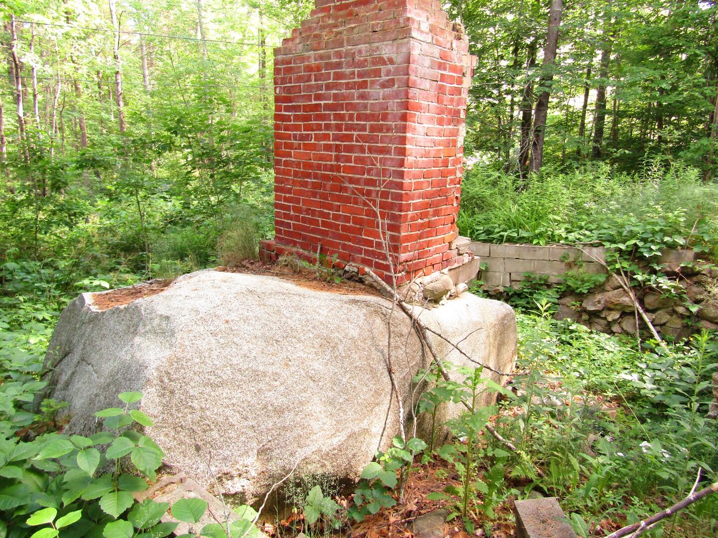 8 Williams Road Vassalboro, ME 04989 - Photo 1 of 11 1 (Copy)