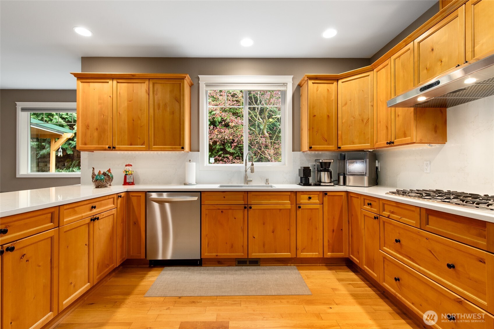 9204 234th Place Southwest Edmonds, WA 98020 - Photo 10 of 40