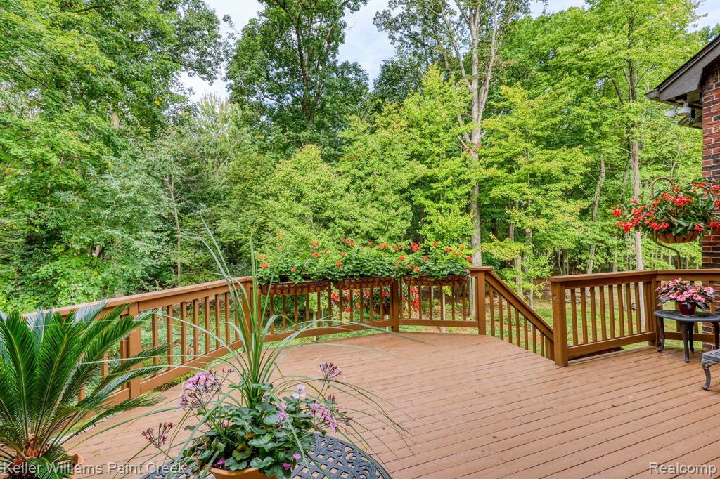 1619 Wakefield Court Rochester Hills, MI 48306 - Photo 7 of 68