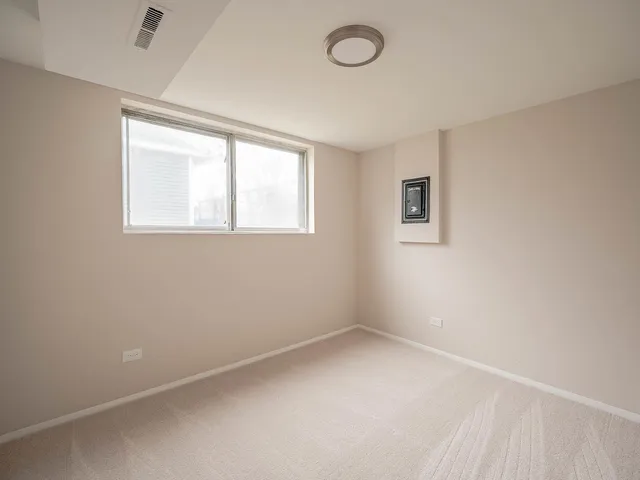 $199,900 | 37 North Cedar Lane, Glenwood, IL 60425