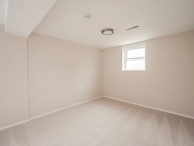 $199,900 | 37 North Cedar Lane, Glenwood, IL 60425