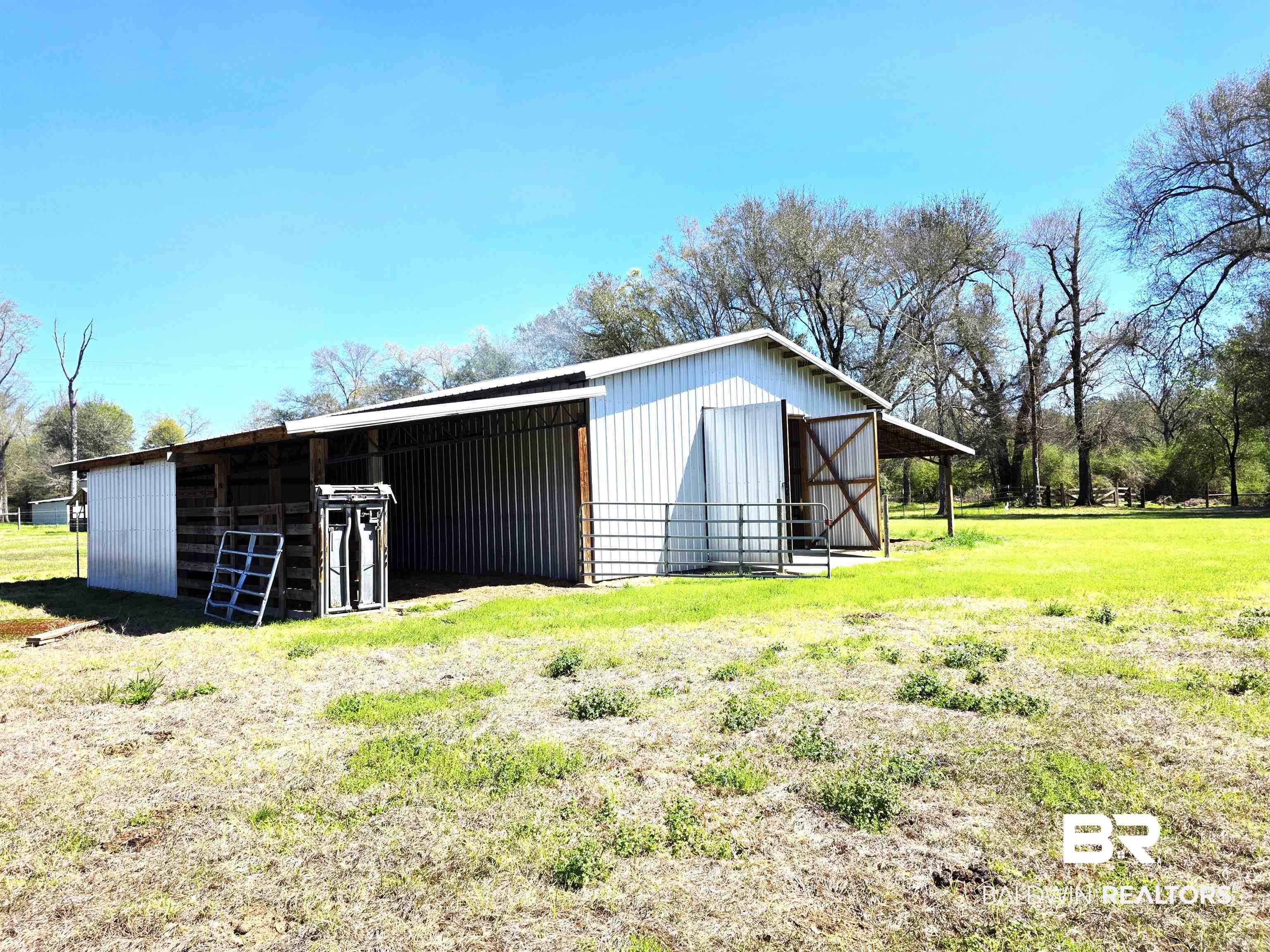 180 Tanner Lane Brewton, AL 36426 - Photo 8 of 15