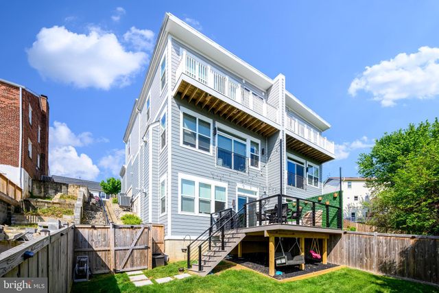 $1,150,000 | 2005 South Lincoln Street, Arlington, VA 22204