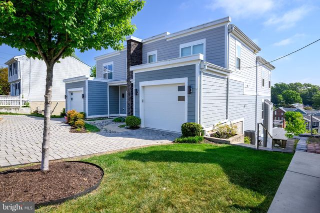 $1,150,000 | 2005 South Lincoln Street, Arlington, VA 22204