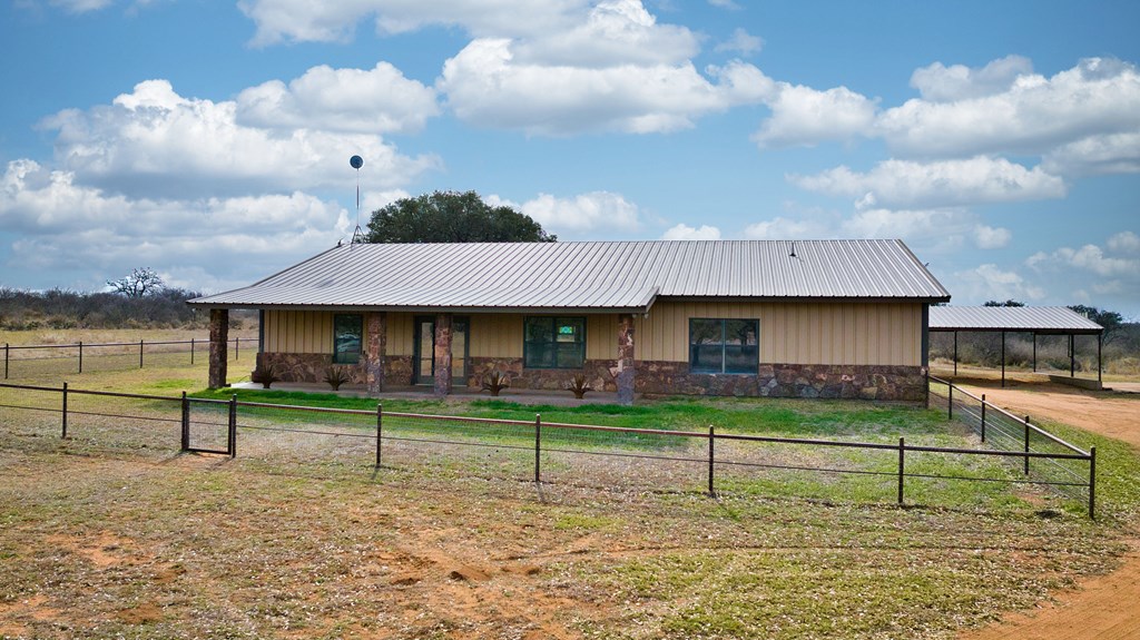 5801 Smith Road Mason, TX 76856 - Photo 7 of 35
