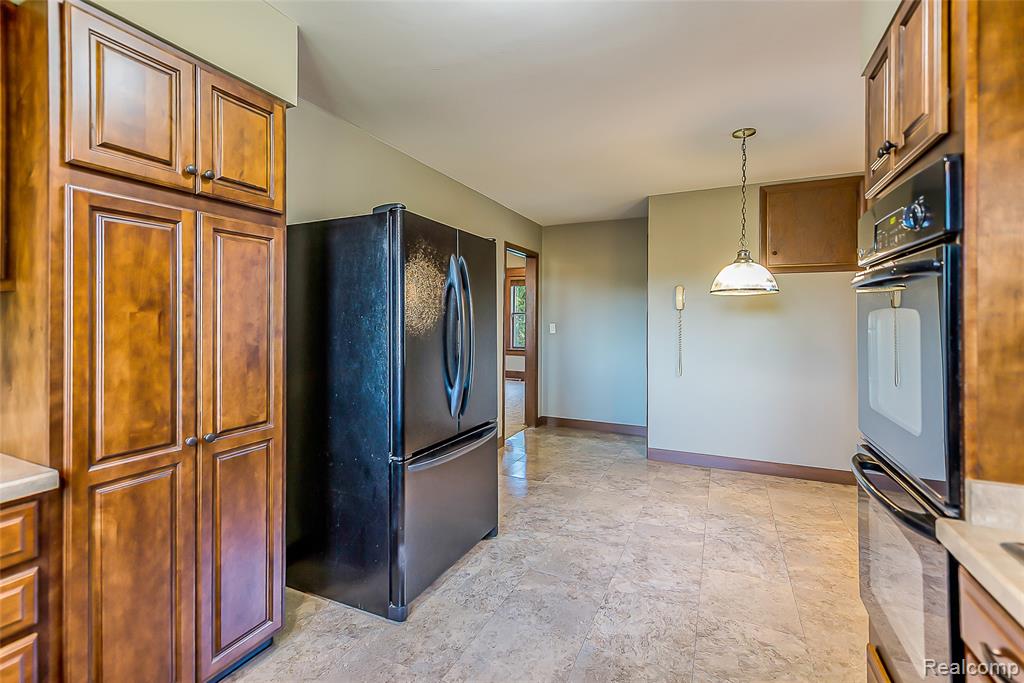 3920 West Ellsworth Road Ann Arbor, MI 48103 - Photo 24 of 53