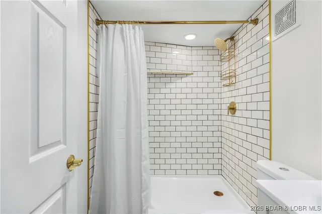 $424,900 | 12 Golf Course Road, Eldon, MO 65026