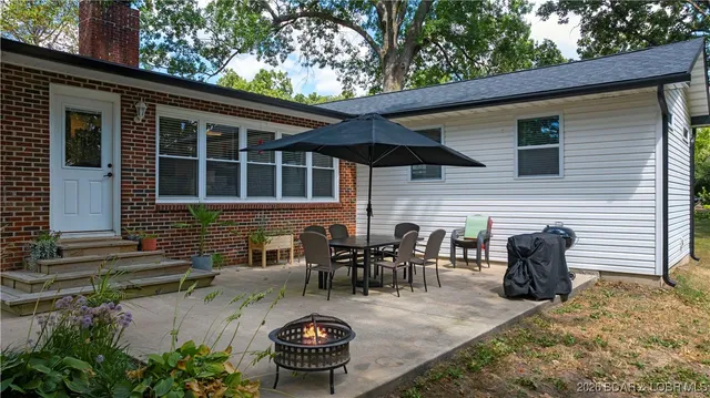 $424,900 | 12 Golf Course Road, Eldon, MO 65026