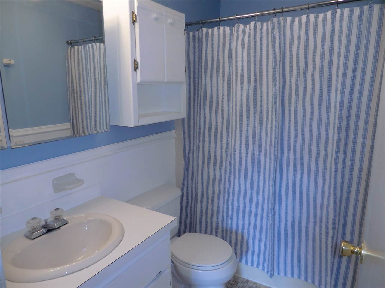 222 Cannongate III Road Nashua, NH 03063 - Photo 16 of 20 Gallery Image 16