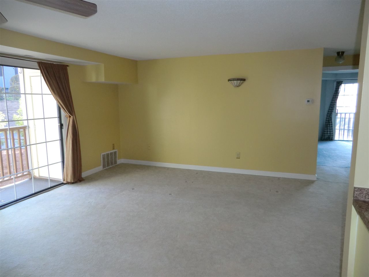 222 Cannongate III Road Nashua, NH 03063 - Photo 10 of 20 Gallery Image 10