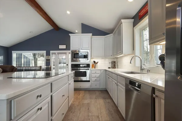 $1,695,000 | W5510 Westshore Drive, La Grange, WI 53121