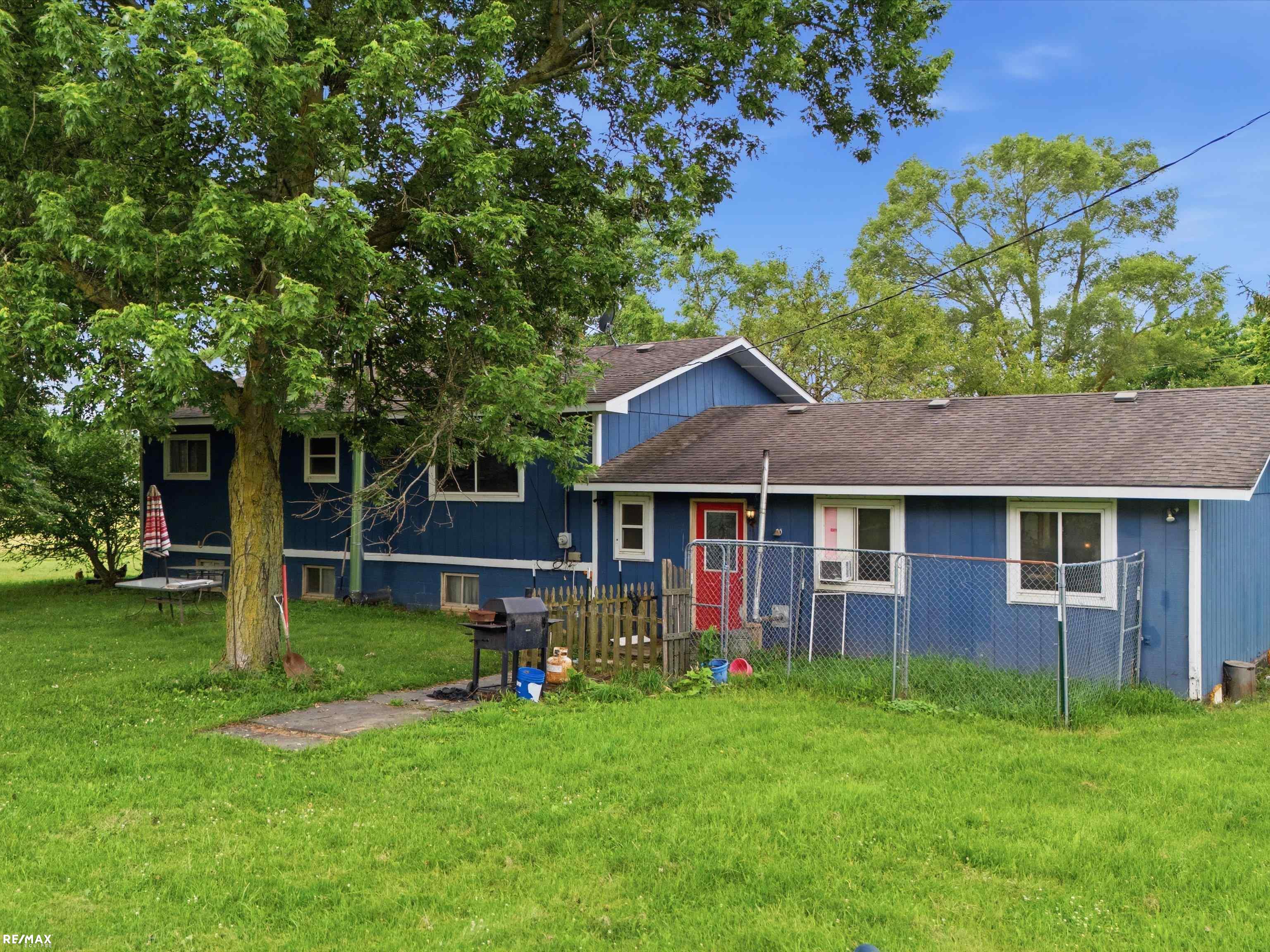 3111 Howland Road Almont, MI 48003 - Photo 5 of 38