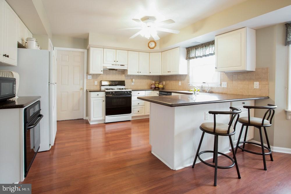 25 Raspberry Drive Mechanicsburg, PA 17050 - Photo 11 of 25 Gallery Image 11