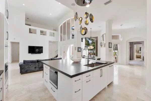 $1,899,900 | 6015 Pinewood Avenue, Parkland, FL 33067