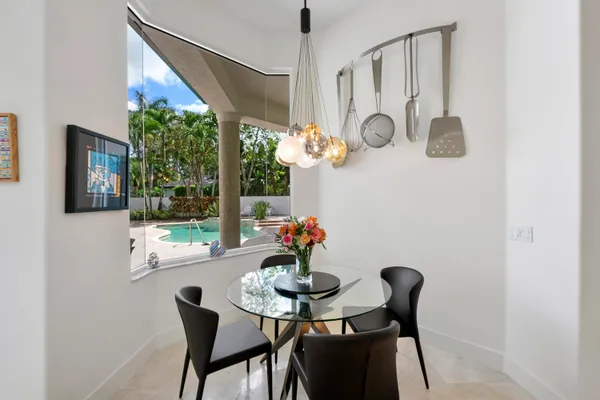 $1,899,900 | 6015 Pinewood Avenue, Parkland, FL 33067