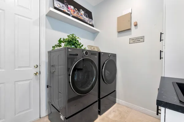 $1,899,900 | 6015 Pinewood Avenue, Parkland, FL 33067