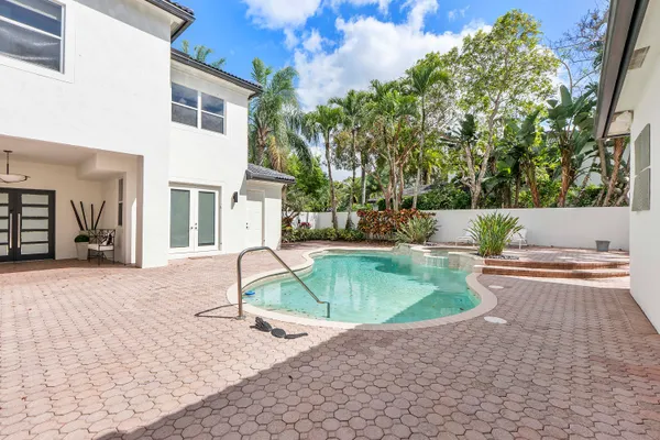 $1,799,900 | 6015 Pinewood Avenue, Parkland, FL 33067