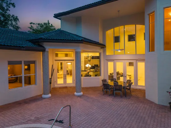 $1,899,900 | 6015 Pinewood Avenue, Parkland, FL 33067