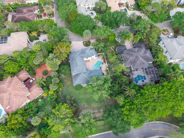 $1,899,900 | 6015 Pinewood Avenue, Parkland, FL 33067