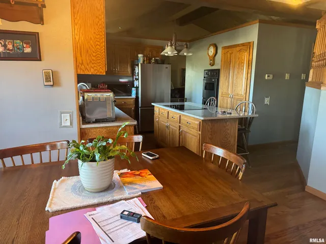 $459,900 | 1201 Pine Tree Drive, Washington, IL 61571