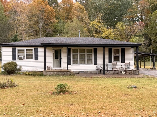 207 Sycamore Avenue Waverly, TN 37185 - Photo 1 of 9