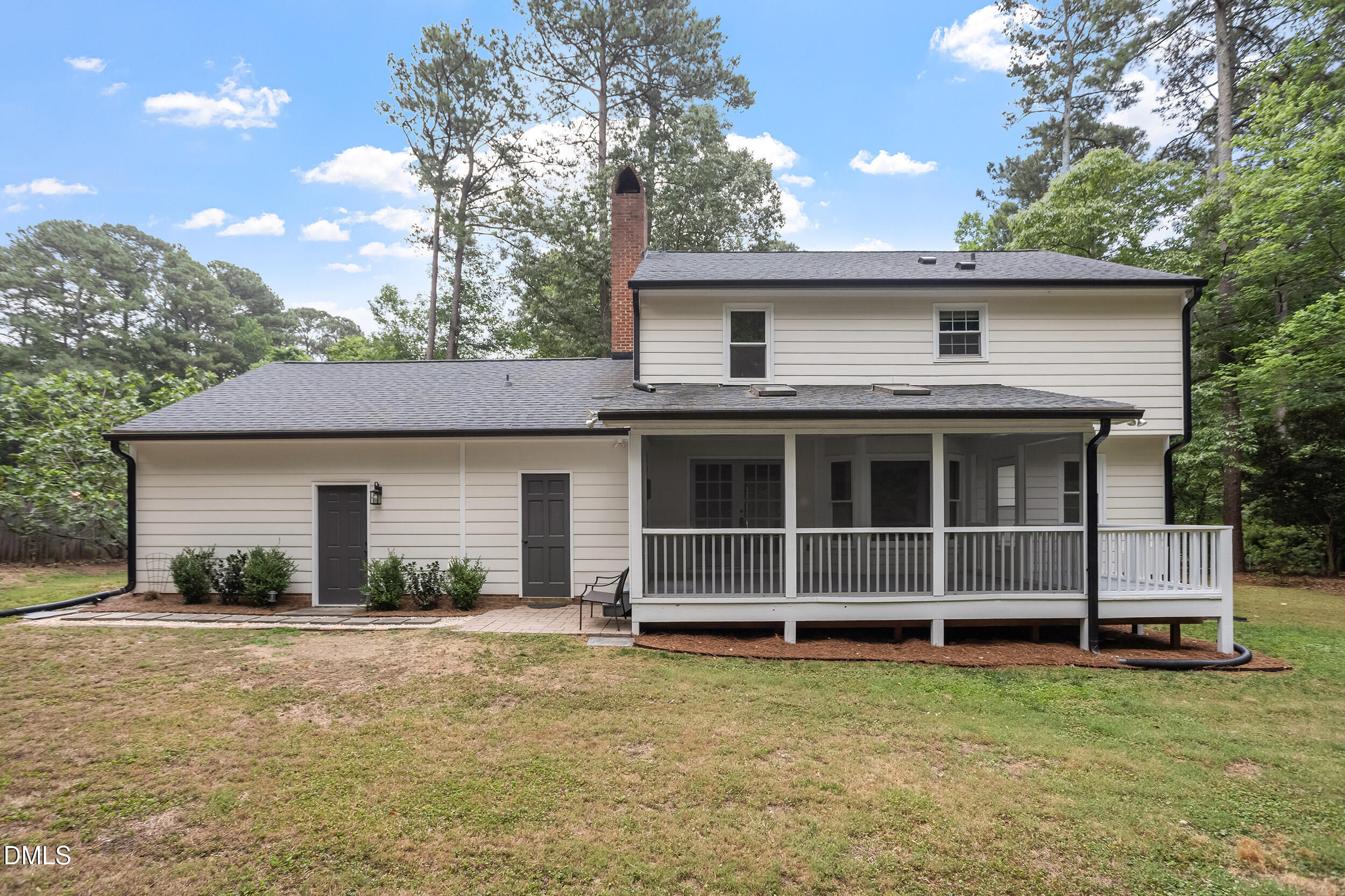 8717 Mansfield Drive Raleigh, NC 27613 - Photo 5 of 45