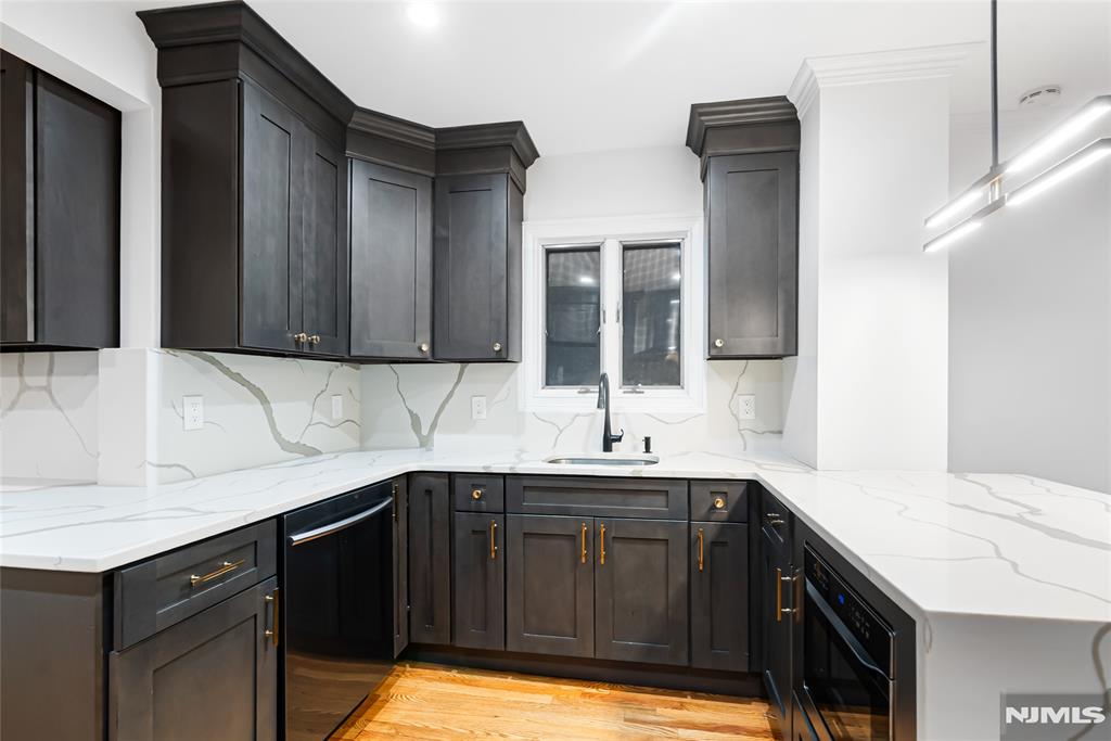 764 Goffle Road Hawthorne, NJ 07506 - Photo 14 of 45