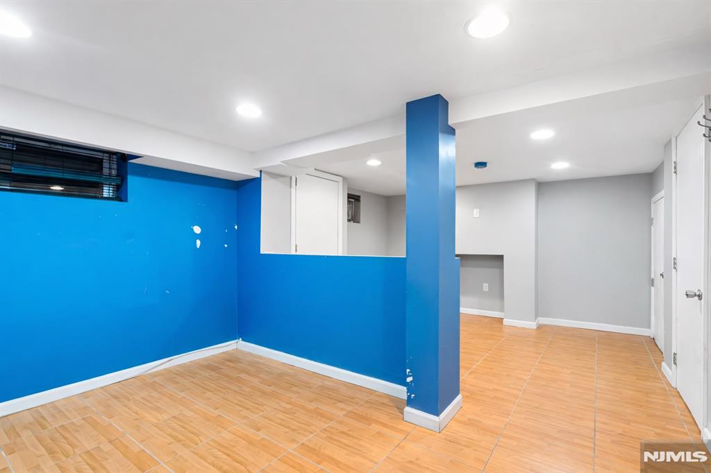 764 Goffle Road Hawthorne, NJ 07506 - Photo 24 of 45