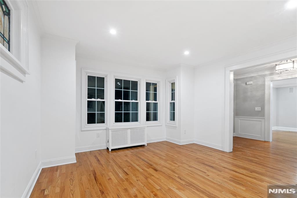 764 Goffle Road Hawthorne, NJ 07506 - Photo 33 of 45