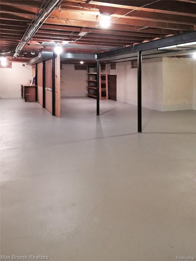 7047 Springridge Road West Bloomfield, MI 48322 - Photo 24 of 32 basement.jpg