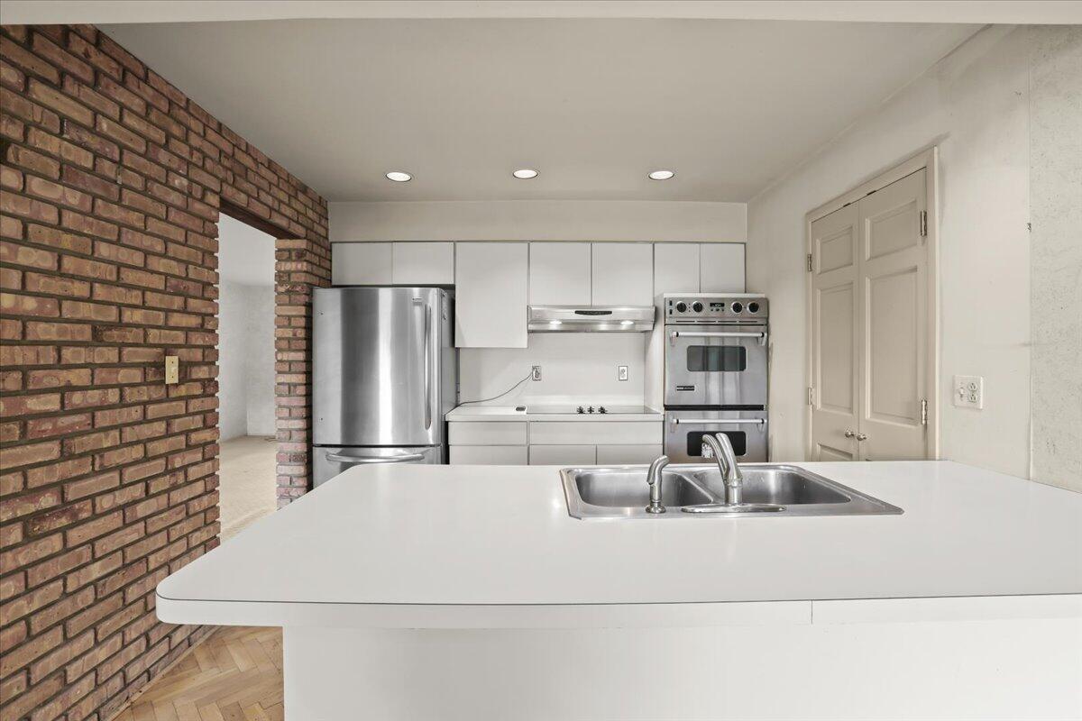 29744 Sugar Spring Road Farmington Hills, MI 48334 - Photo 14 of 42 14-29744 Sugar Spring Rd