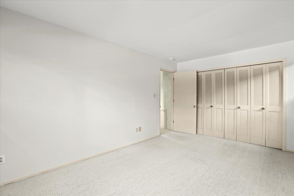 29744 Sugar Spring Road Farmington Hills, MI 48334 - Photo 26 of 42 26-29744 Sugar Spring Rd